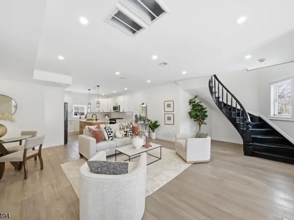 28 Irving St, Montclair Twp., NJ 07042