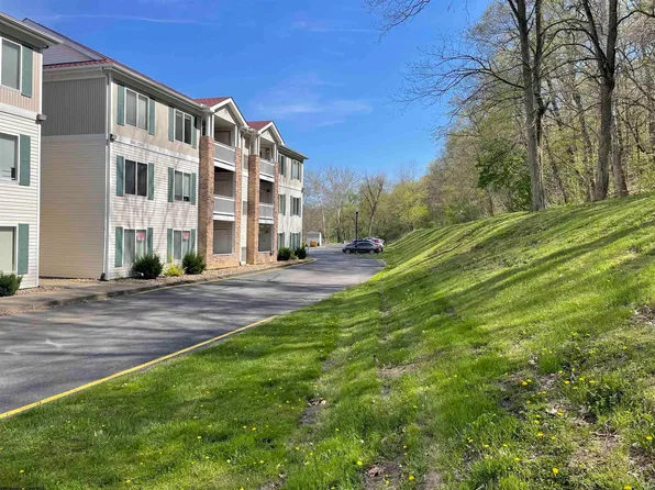 7205 University Commons Dr, Morgantown, WV 26505