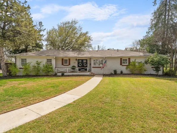 1907 Elizabeth Dr, Brownwood, TX 76801