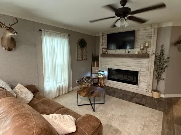 126 Meteyard Ln, Defuniak Springs, FL 32433