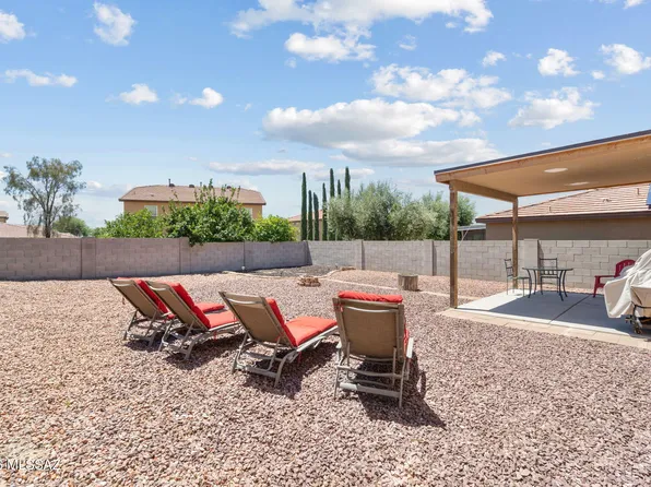 5669 W King Snake Dr, Tucson, AZ 85742