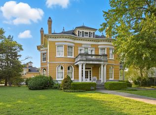 1335 S Main St, Carthage, MO 64836