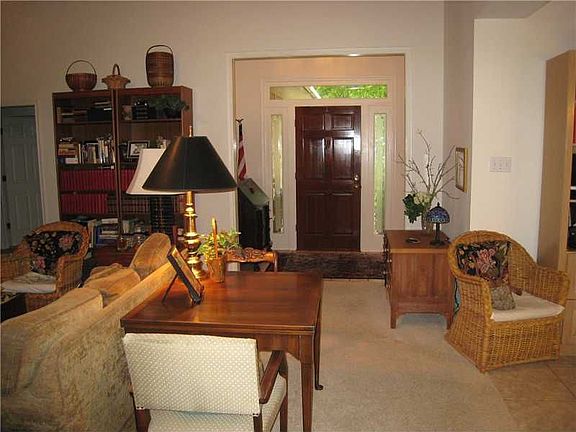 3rd image of 6005 Chateau Loire Cir
