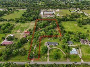 14901 1st St W, Santa Fe, TX 77517