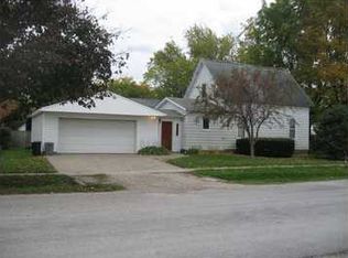 614 N Jackson St, Lisbon, IA 52253
