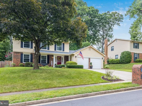 6920 Raspberry Plain Pl, Springfield, VA 22153