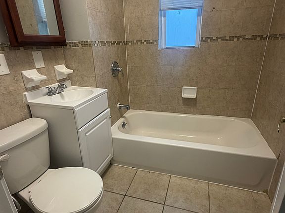 5th image of 6119 Park Ave #2E