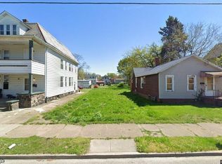 923 E 8th St, Erie, PA 16503