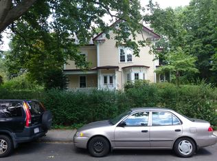 11 Myrtle St, Jamaica Plain, MA 02130
