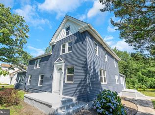 17 Sportsmans Rd, Carneys Pt, NJ 08069