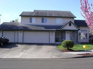 1004 SE 28th Pl, Troutdale, OR 97060