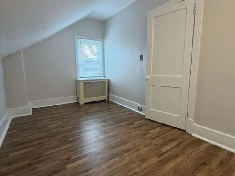 256 Mabrick Ave — Photo 21