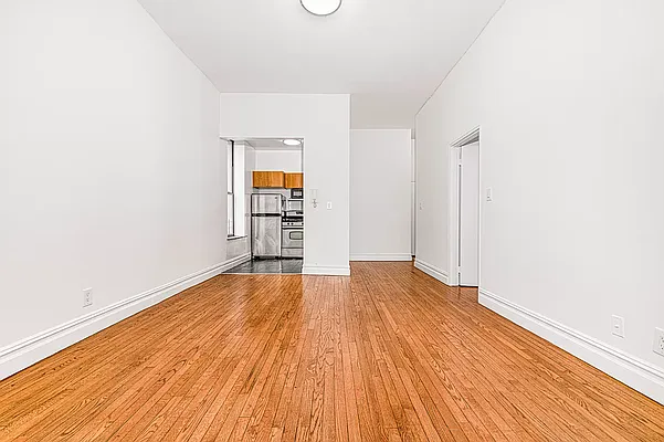 Rented by REAL New York | media 5