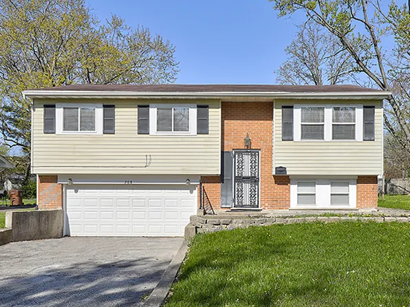 708 Circle Dr, University Park, IL 60484