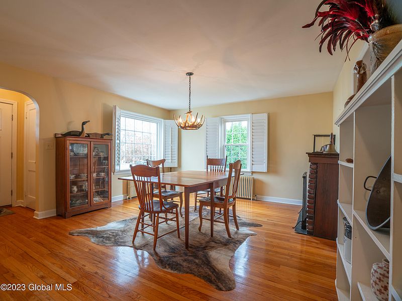 3rd image of 64 Kunker Avenue