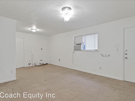 3rd image of 8010 Roswell St #8010