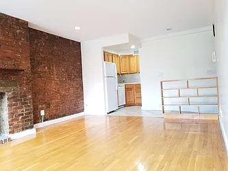 Rented by NYLA Realty