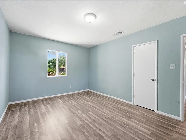 409 W Camellia Way — Photo 20