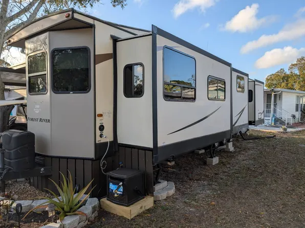 5009 Devil Ray Ct, Ruskin, FL 33570