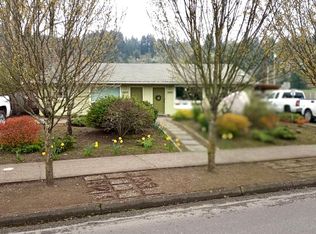 3893 E Amazon Dr, Eugene, OR 97405