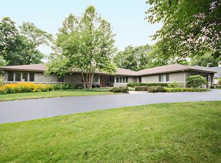 500 Coronet Rd, Glenview, IL 60025