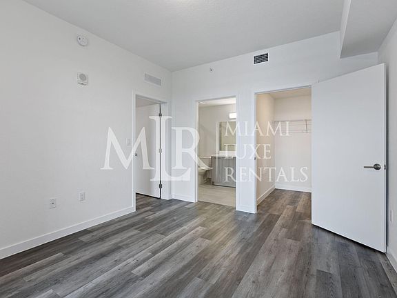 4th image of 750 NW 43rd Ave APT 517