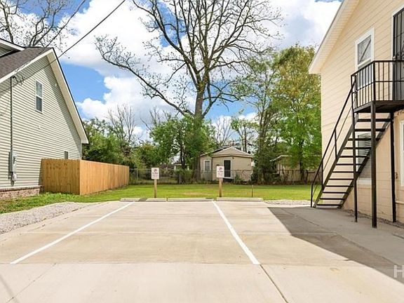 5th image of 1510 Augusta Avenue
