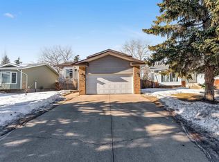 3824 48th St NW, Edmonton, AB T6L 5B7