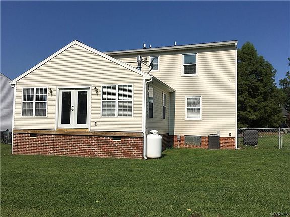 4th image of 6498 Nells Trce