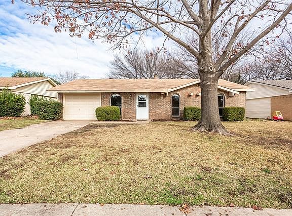3rd image of 1713 Lorraine Dr