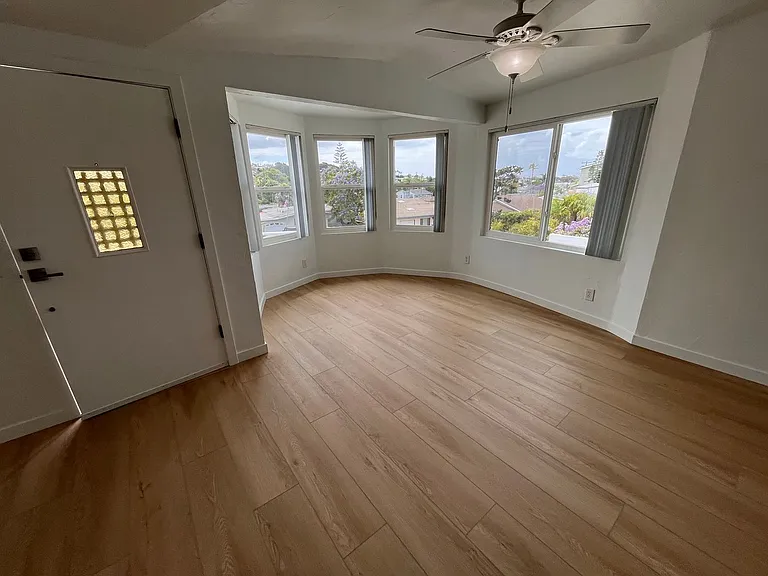 1560 Galveston St — Photo 22