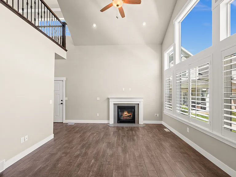771 E Newfield Dr — Photo 13