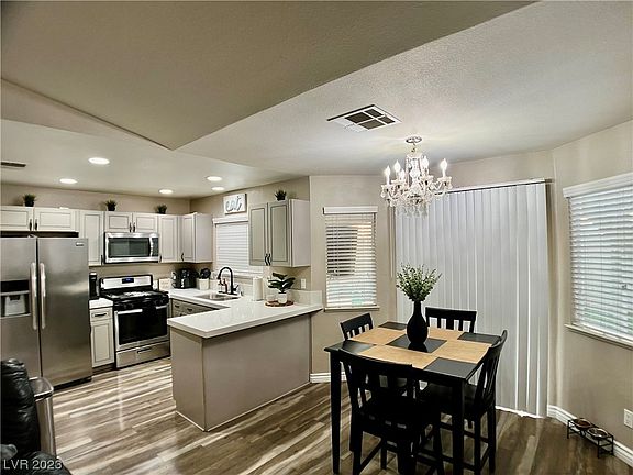 4th image of 2359 Beaver Bay Ct