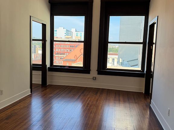 5th image of 607 Main St #12