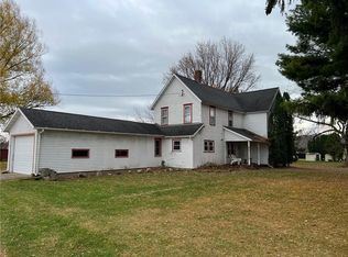 S1992 County Road U, Cochrane, WI 54622