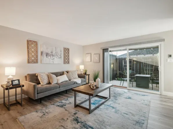 1816 Chinquapin Ct APT D, Concord, CA 94519