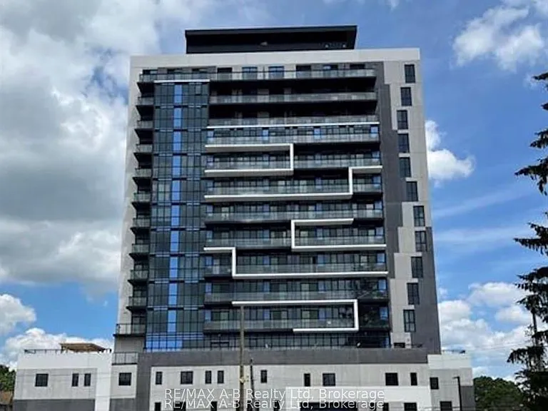 128 King St N #1411 — Photo 1