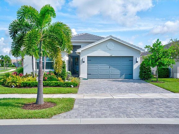 3rd image of 13769 SW Heron Shores Road