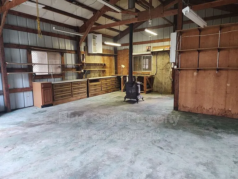 241 Evans Rd — Photo 27
