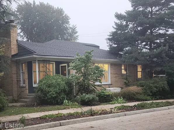 1431 Marywood Dr, Royal Oak, MI 48067