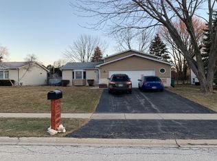 305 High St, Wauconda, IL 60084