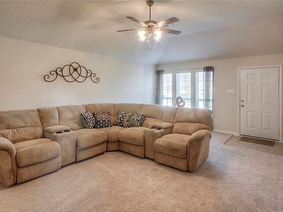 82866292_6