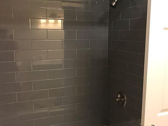Main level Bath