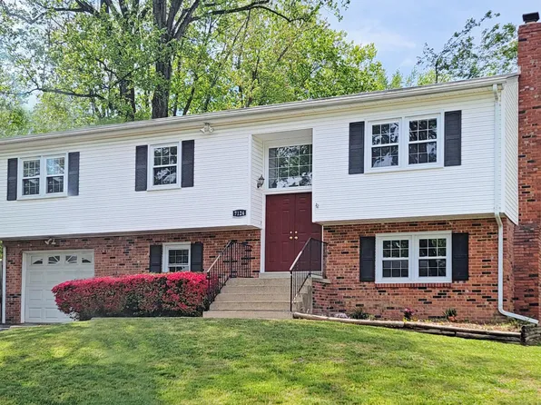 7124 Galgate Dr, Springfield, VA 22152