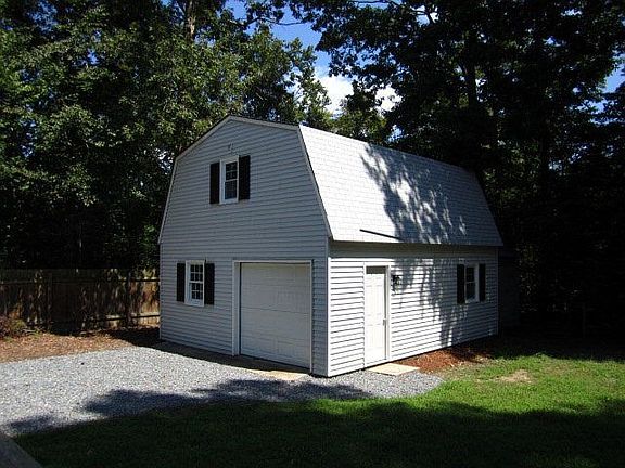 2nd image of 8225 Sheffield Dr