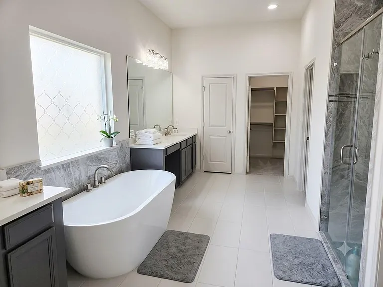 17005 Sanglier Dr — Photo 16