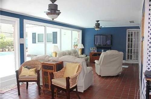 2nd image of 2029 Alhambra Cir