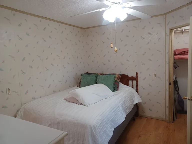 16209 Asheboro Ct — Photo 12