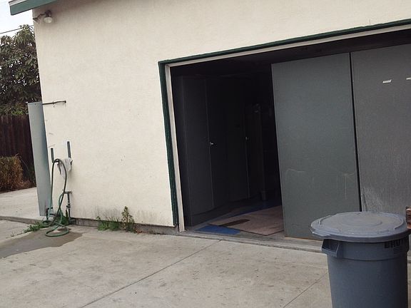 4th image of 13728 Actina Ave