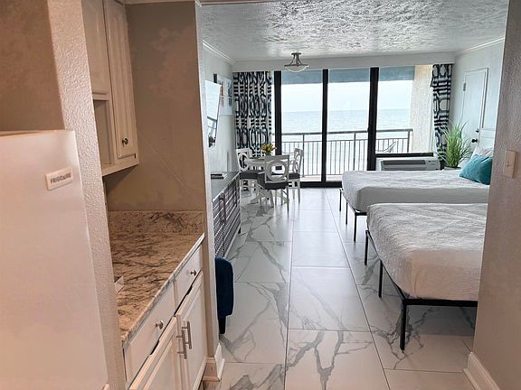 4th image of 7100 N Ocean Blvd. #505
